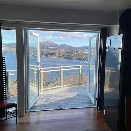 180 Degrees Seaview Luxury House * Knarrevik